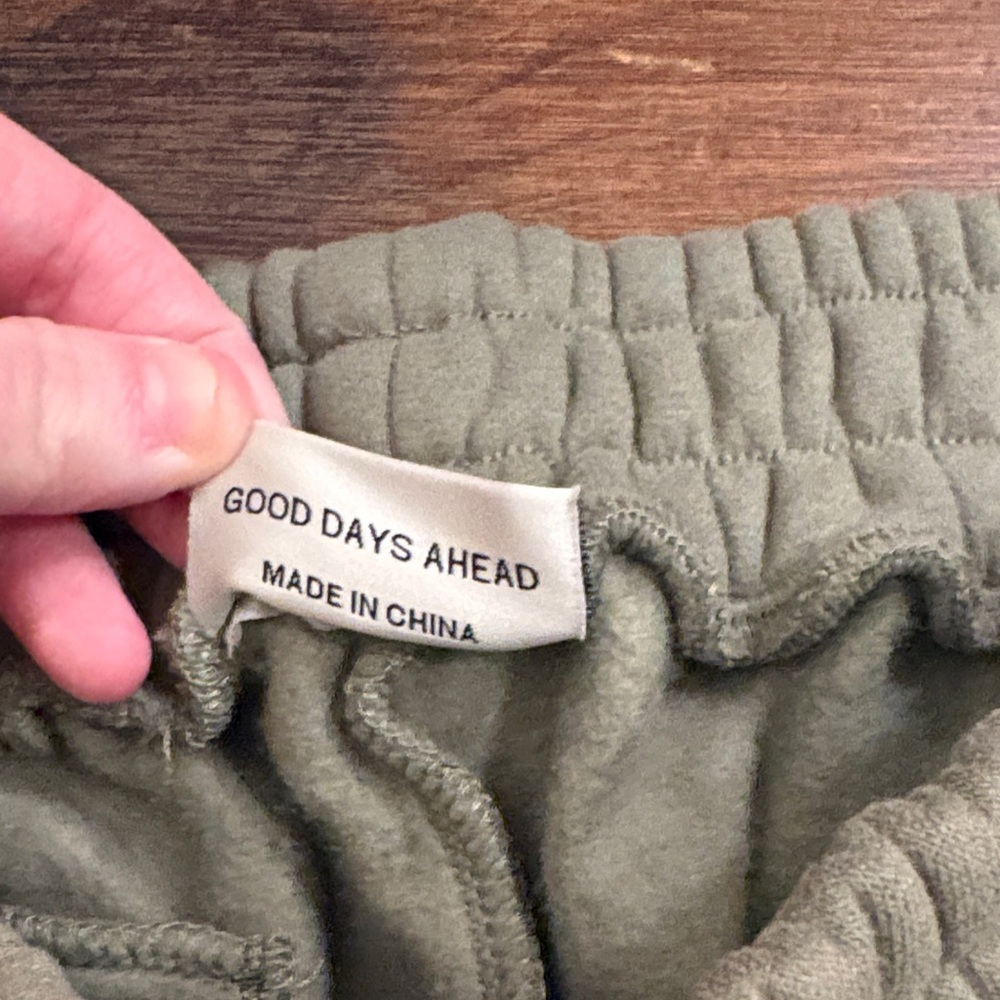 Comfrt olive green joggers - Picture 3 of 5